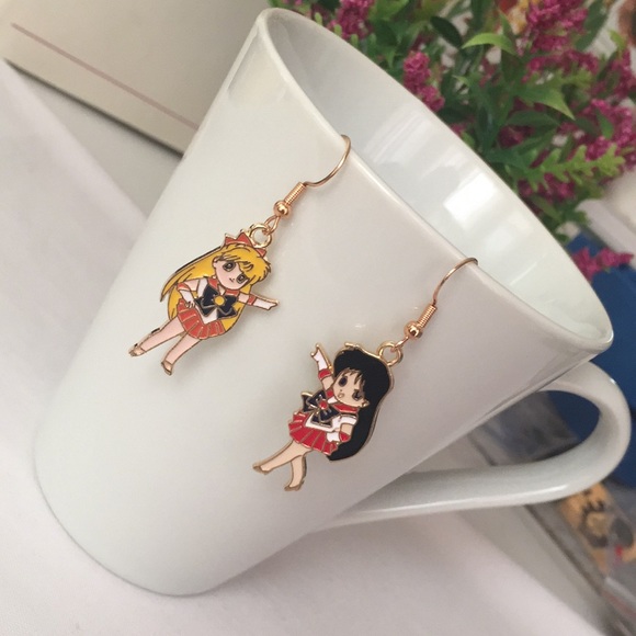๐50% OFF/3+...Set of 5 Sailor Moon Figures Earrings - Picture 12 of 16